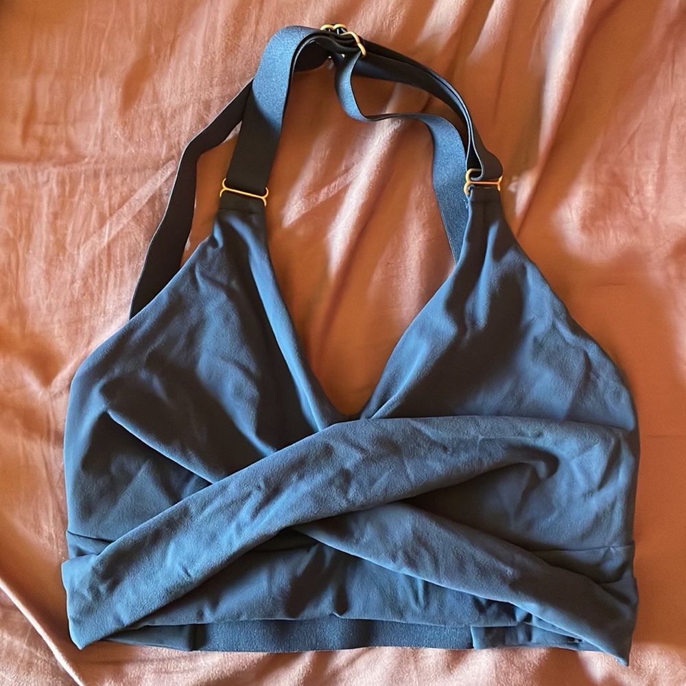 Buffbunny candy wrap sports bra in baked blue - Picture 3 of 6